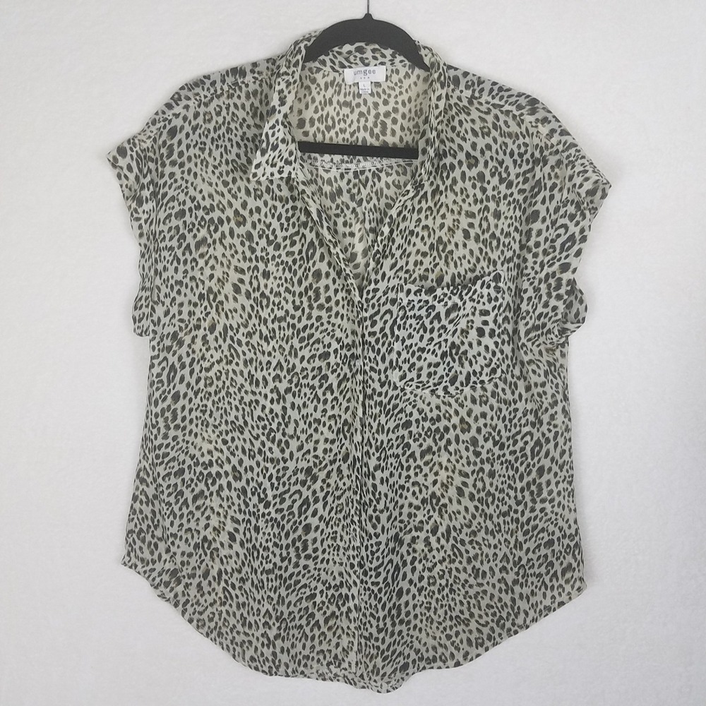 Umgee Leopard Print Blouse Womens Large Tan Excellent Sheer Button Up Top A5042